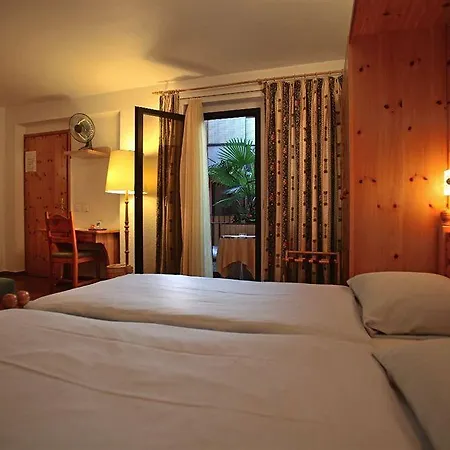 Hotell Al Faro 3*